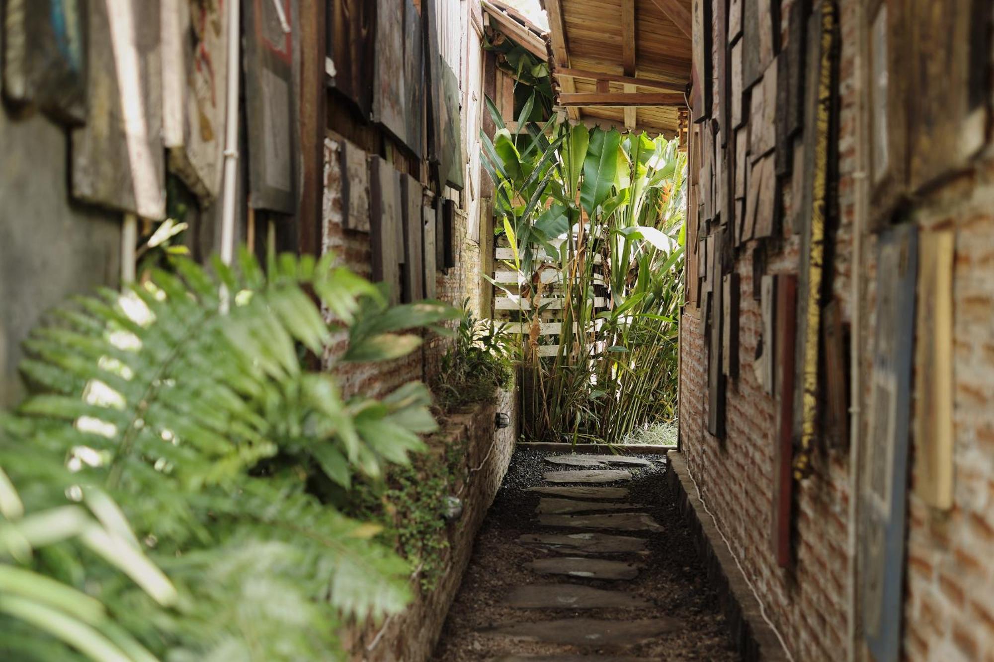 Joglo Organik Guesthouse Ubud  Ngoại thất bức ảnh