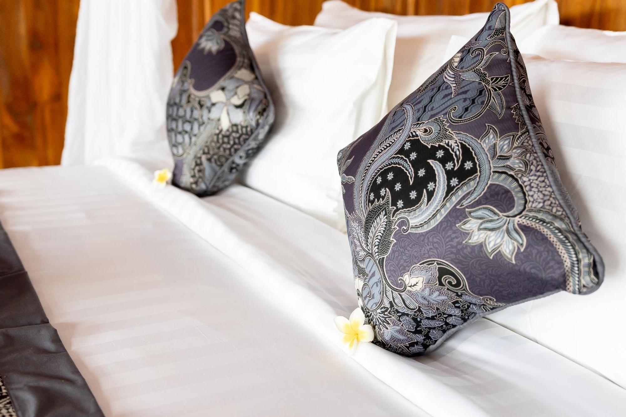 Joglo Organik Guesthouse Ubud  Ngoại thất bức ảnh